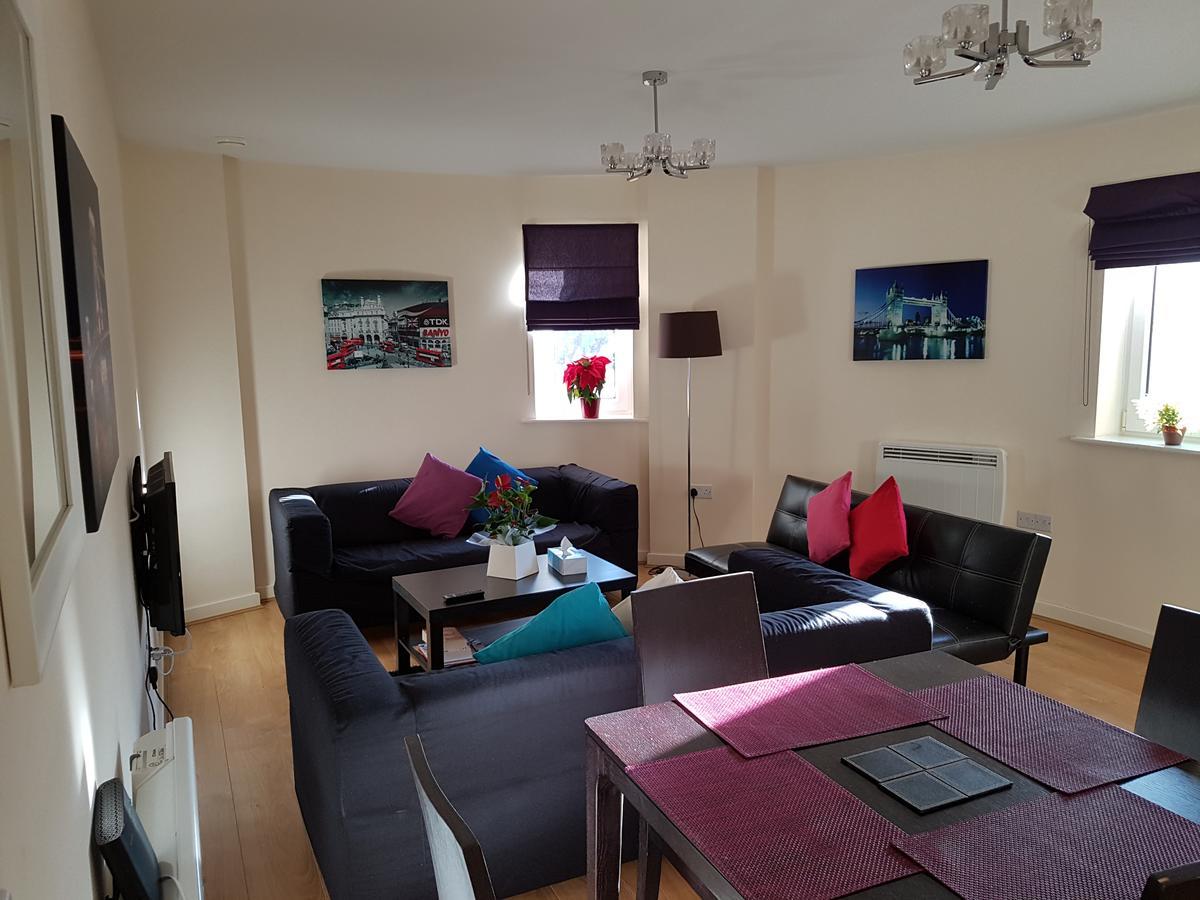 Two Bedrooms, Two Bath, Up To 3 Beds 1 Sofa - Slough Windsor Legoland Eksteriør billede